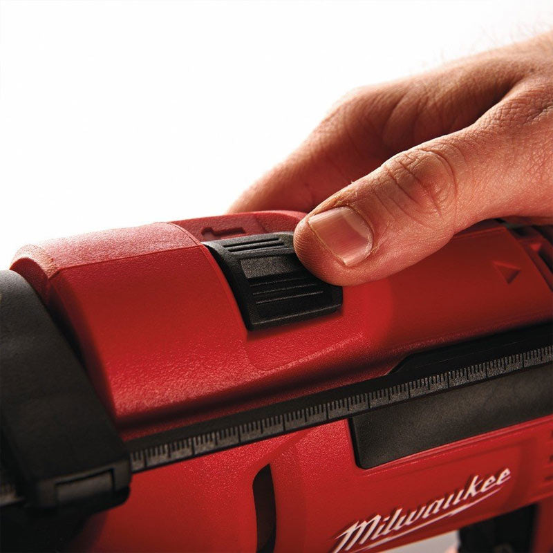 Milwaukee vibraciona bušilica 705W PD 705